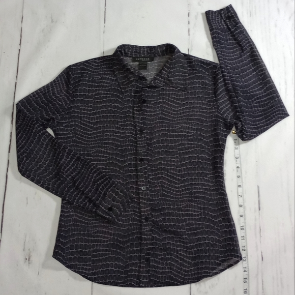 EXPRESS Blue Animal Print Button Up Long Sleeve Shirt Blouse Top - Picture 10 of 11